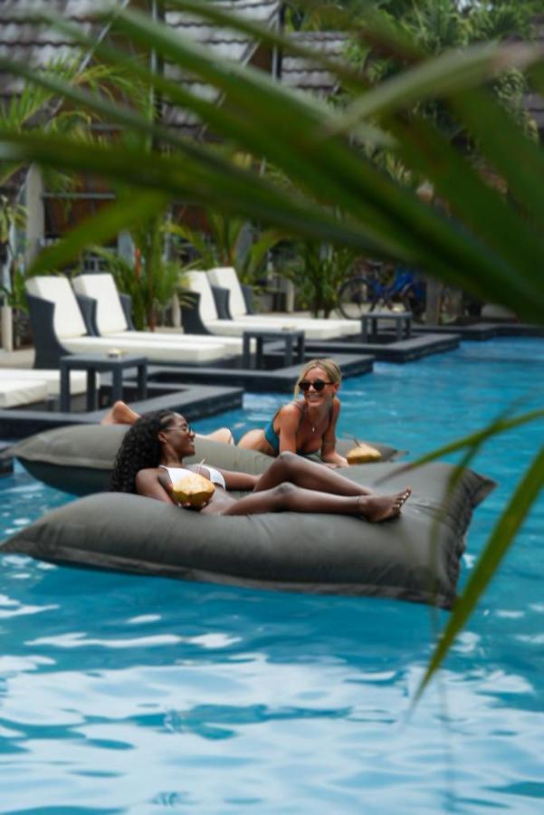 马塔兰 Copacabana Gili Air酒店 外观 照片