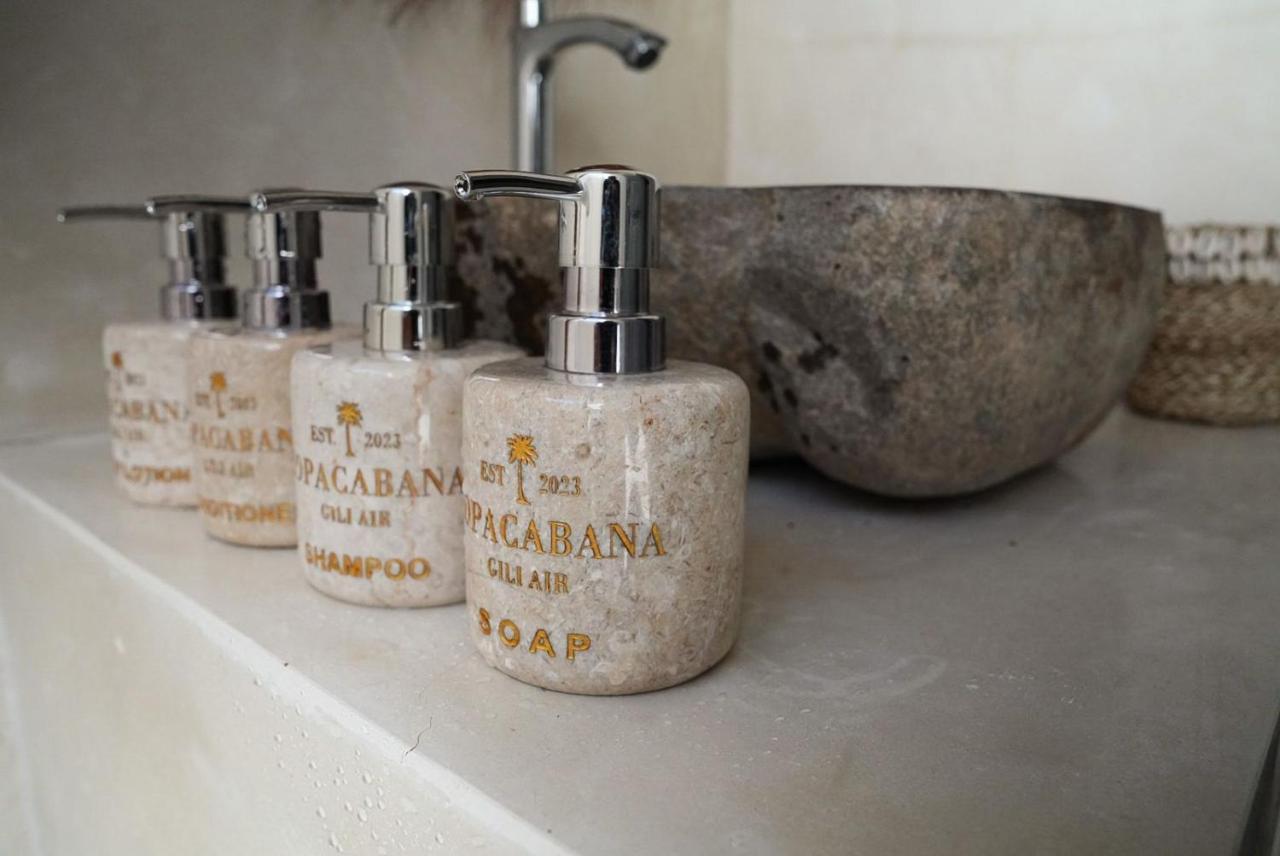 马塔兰 Copacabana Gili Air酒店 外观 照片