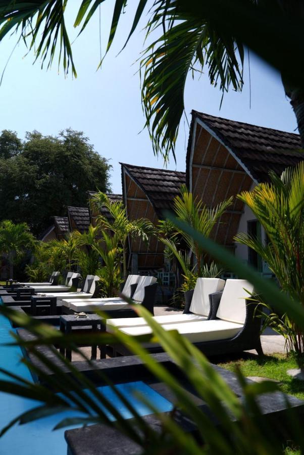 马塔兰 Copacabana Gili Air酒店 外观 照片